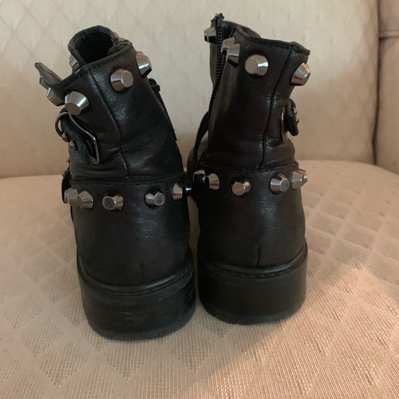 Stuart Weitzman Go West bootie - Picture 6 of 7